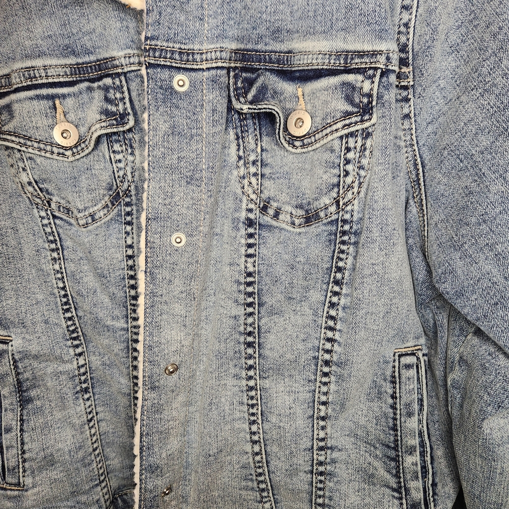 Torrid Sherpa Lined Denim Jacket Plaid Lined Size 1 (Plus) Cozy Jean Coat - Picture 8 of 8